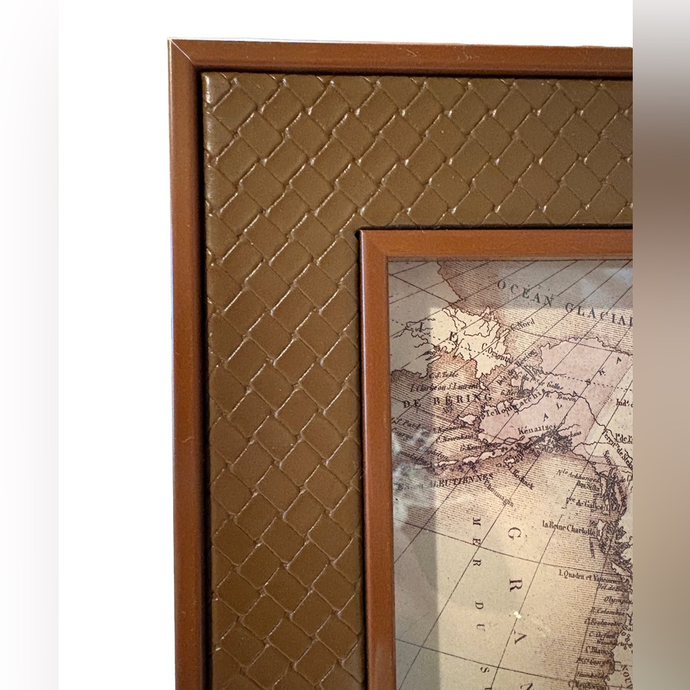 NWT woven look faux leather photo frame -brown -4x6 - Picture 2 of 3